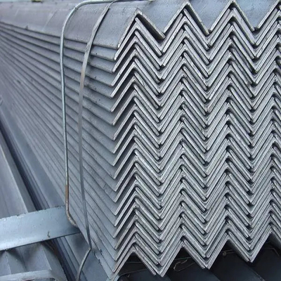 AISI a galvanisé l'acier 25X25mm-250X250mm d'angle pour la construction navale