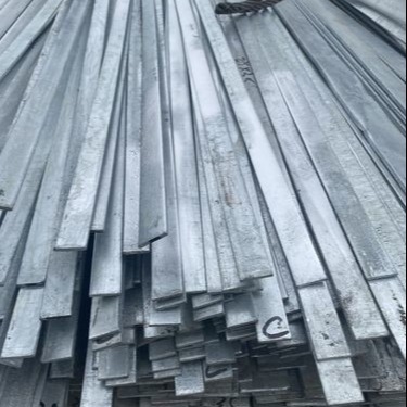 70mm ont galvanisé l'immersion chaude en acier laminée à froid courante plate ont galvanisé A36 plat Q235 Q195