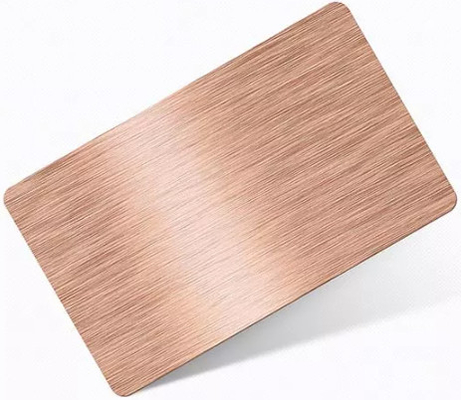 L'aluminium de relief d'ASTM a galvanisé 680mm~1380mm pour la toiture décorent