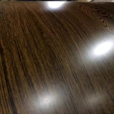 Le grain en bois a imprimé PPGI la bobine qu'en acier G550 a enduit la bobine d'une première couche de peinture galvanisée