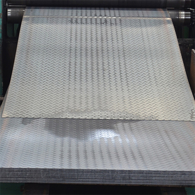Anti feuille quadrillée du diamant S235jr A36 de glissement par acier au carbone 1000 - 2000mm
