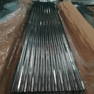 La couleur de toiture de zinc a enduit la tôle en fer le Gi en acier galvanisé en métal a ridé 2000mm