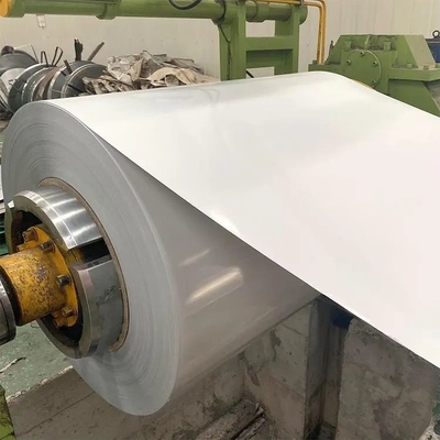 Ppgi enduit d'une première couche de peinture blanc a galvanisé la bobine en acier 0.4mm PPGI enduit par couleur G350