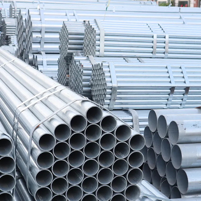 Q345B Pipe en acier galvanisé 1/2 pouce 3/8 pouces Zinc revêtu 300g Surface pour les oléoducs