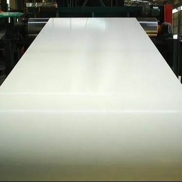 0.4 mm Épaisseur PPGI bobine d'acier galvanisé Certificat ISO Bordure du moulin RAL3005